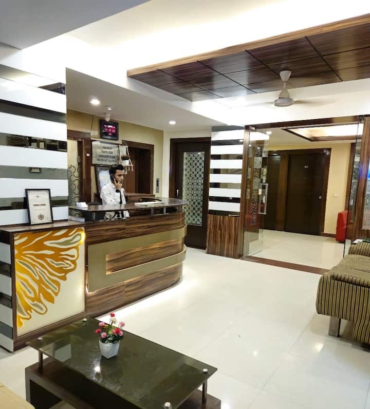Accommodations Near Taj Mahal. - Agra