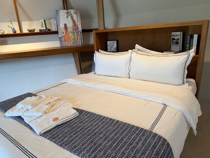 The Safari - Diamond Cabin Suite Duplex #5 - Cambodia