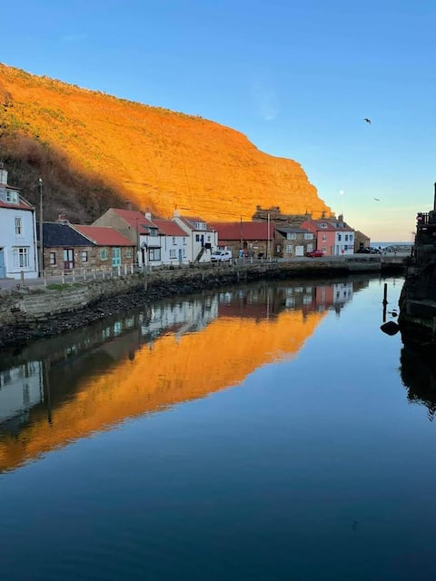 Unique Lifeboat Cottage, Staithes