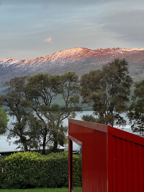 Kingston Eco Escape – Cosy Luxury Stay