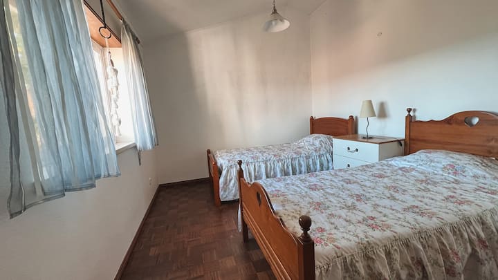 Dhomë gjumi 2