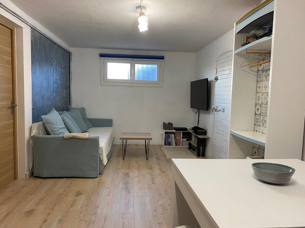 Airbnb performant: Charming two-room apartment, downstairs à La Ciotat
