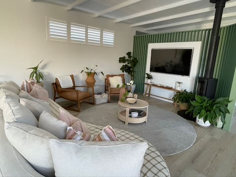 Top performing Airbnb: Pea Pod Dunsborough in Dunsborough