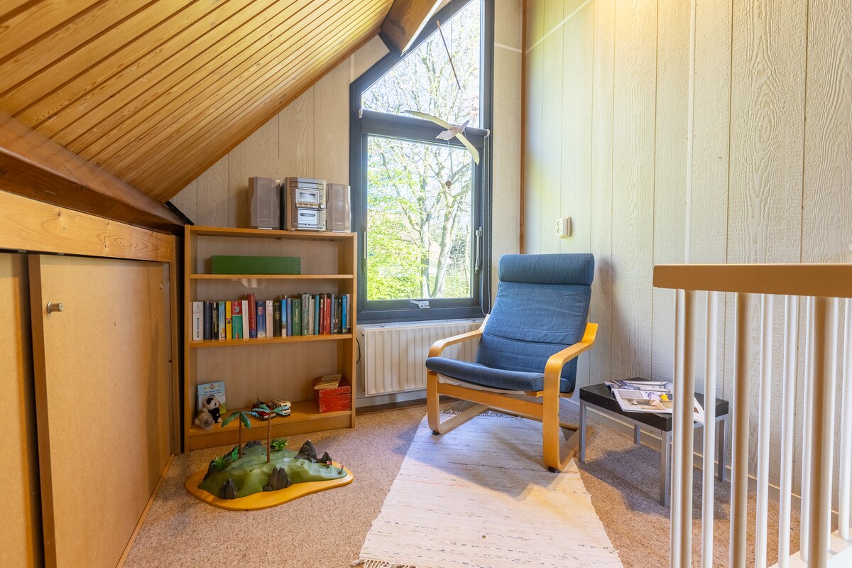 Top Airbnb: Detached house near the beach in Oostkapelle in Randduin