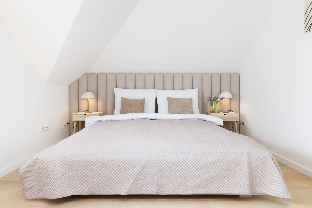 Майстор на Sypialnia