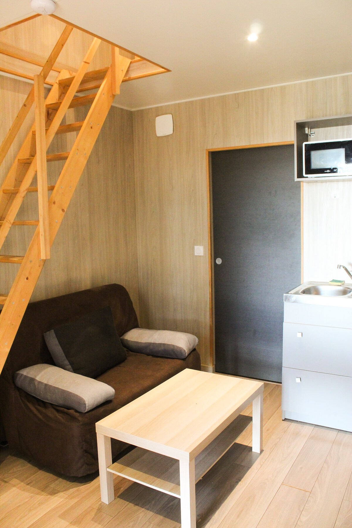 غرفة المعيشة