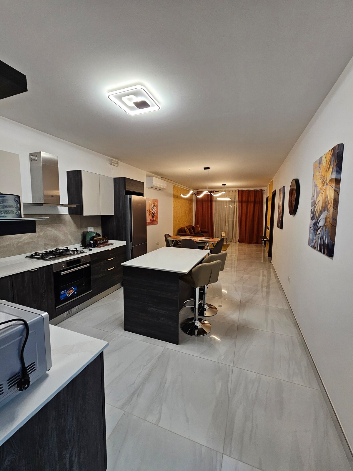 Luxurious Apartment A 203