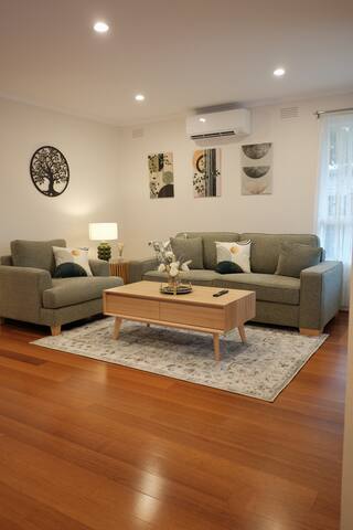 The Everglades – A family suburban retreat