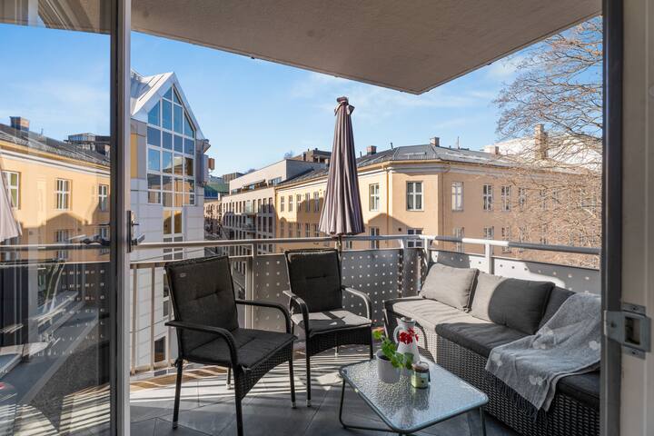 Downtown Corner Apt | Sunny Balcony & Free Parking