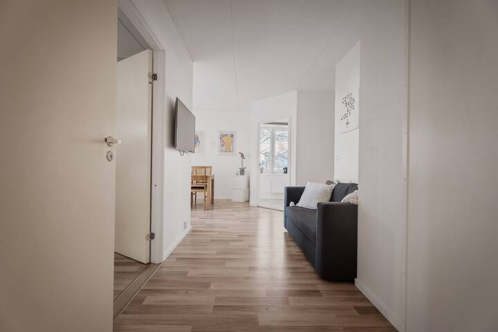 Downtown Corner Apt | Sunny Balcony & Free Parking gallery image 3