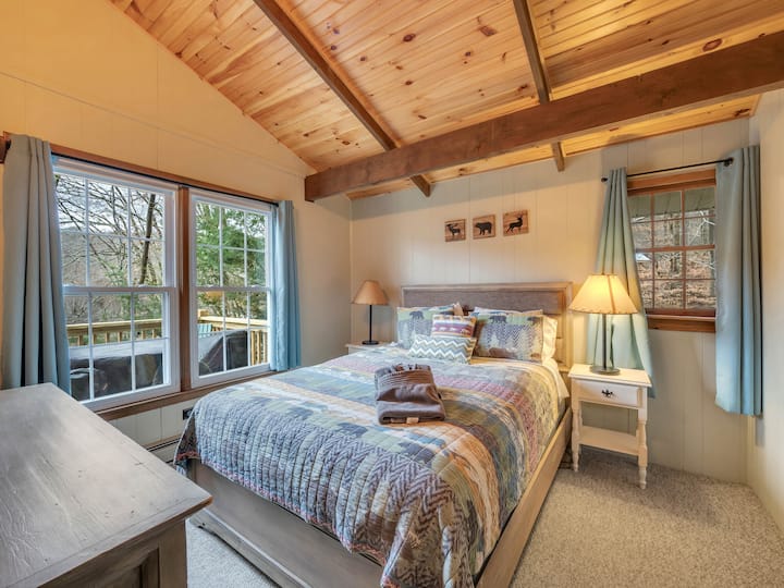 Dormitorio de invitados #2 - Cama tamaño queen