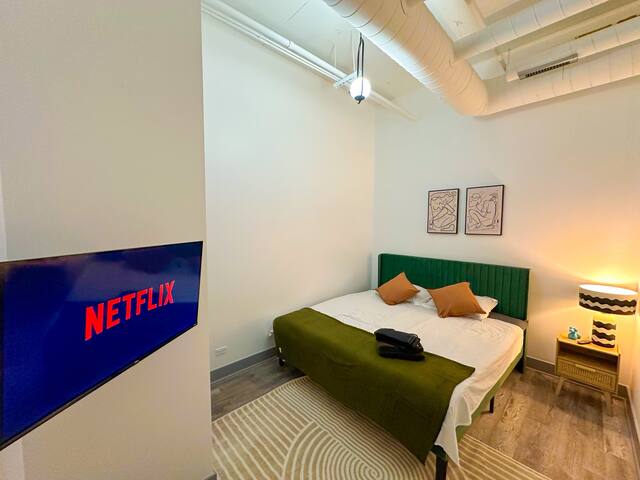 Luxury 6BR/3BA Group Stay in McCormick | Sleeps 12 gallery image 3