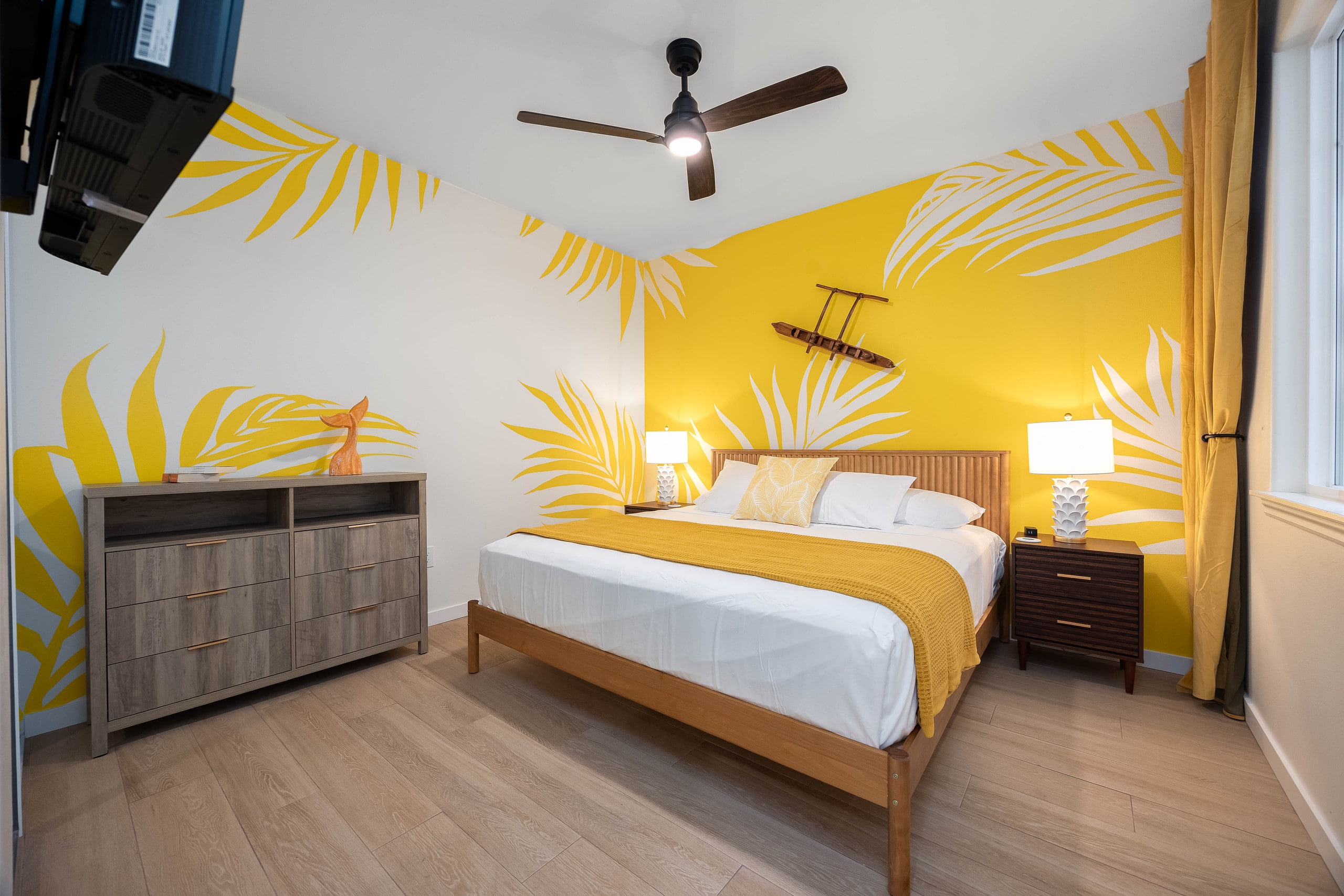 1st Fl Gem King beds, Steps 2 Beach, Sunset view - Photo 81