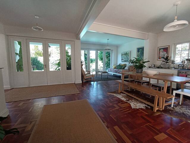 4 bedroom house in Newlands gallery image 5