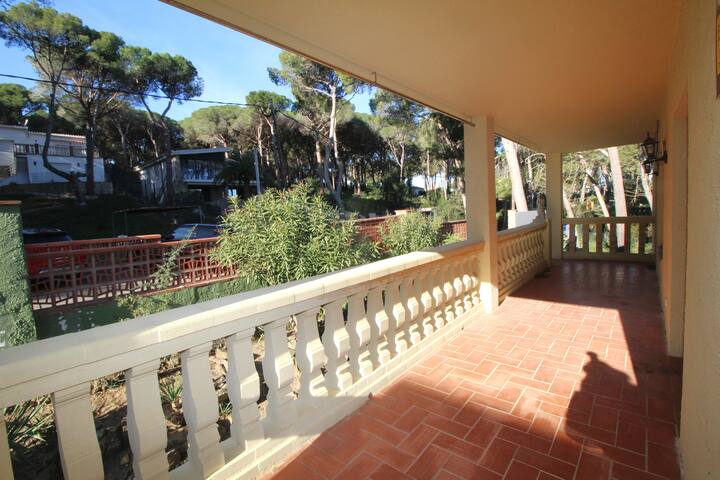 Fincas y Turismo Pals S.L. managed Airbnb listing 2