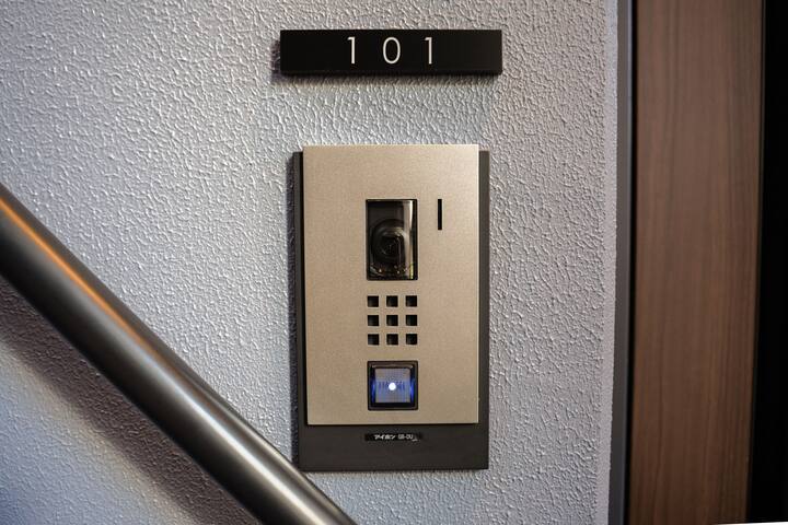 Shibuya,37 ㎡ loft room,Max 5 people,3mins station. gallery image 2