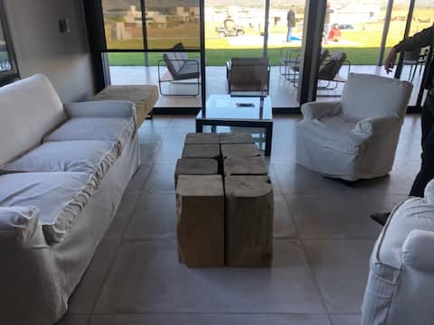 Top performing Airbnb: Luxury House ~ Pool ~ Grill ~ Gym ~ Kayak in Potrero De Garay