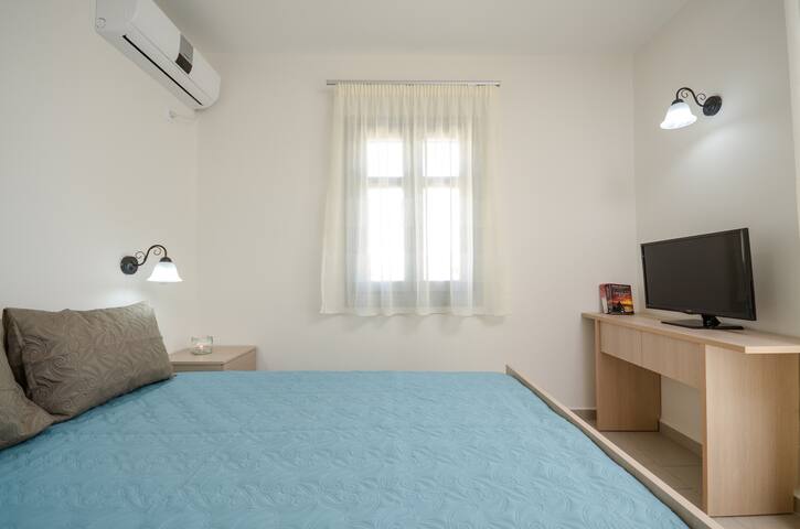 Villa Heron with private pool gallery image 4