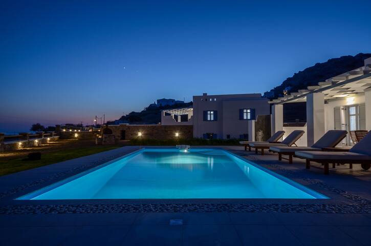Villa Heron with private pool gallery image 2