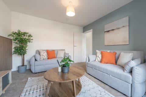 Successful Airbnb property: Modern 3BR Near Leeds Centre | Free Parking in Armley