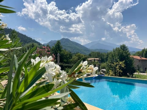 Quiet cottage, swimming pool overlooking the Canigó 1 hour from Argelès