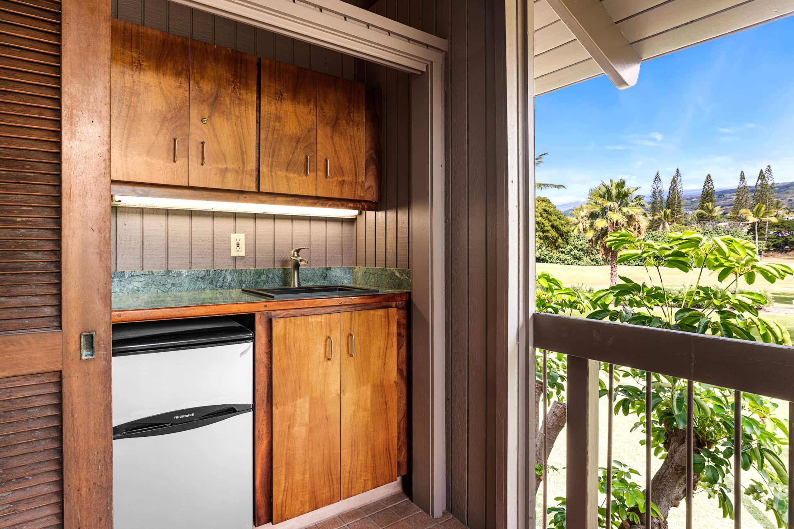Condo in Kailua-Kona · ★4.9 · 3 bedrooms · 5 beds · 2 baths - Image 6