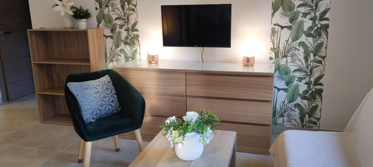 Propriété Airbnb réussie: New apartment, 100 m from the beach à Fréjus
