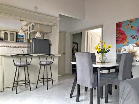 Comfortable and centrally located apartment B/bermeja