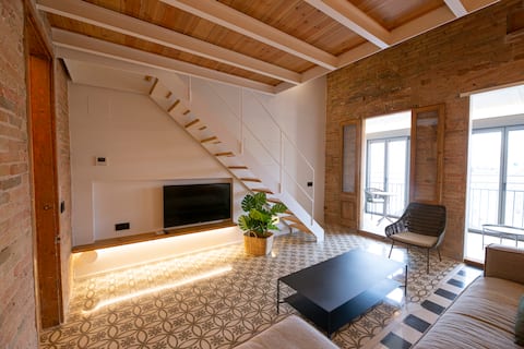 Anuncio de Airbnb popular: BL15 Girona - Penthouse 2 en Girona