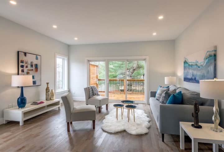 City Centre Peace Entire Luxury Home Free Parking - Halifax