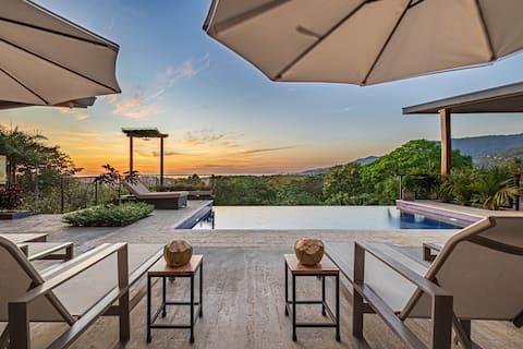 Spacious Oceanview Luxury Villa With Infinity Pool