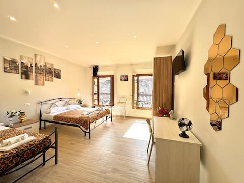 Airbnb con migliori performance: Harmony Room [a stone's throw from Piazza Maggiore] a Bologna
