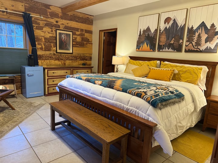 Bedroom 2 – King + Sofa