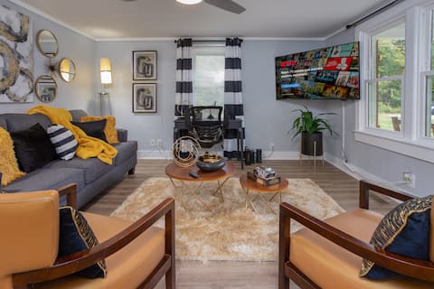 Charming 2BR Near Tanger Outlets