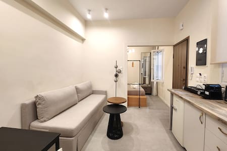 Omian Emerald House | Elegant Suite Metro 3' 2