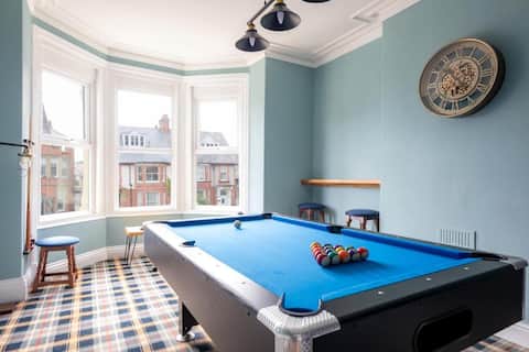 Cadnant Holiday House - Perfect for Large Group!