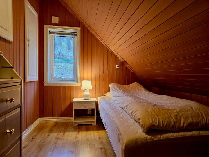 საძინებელი 3