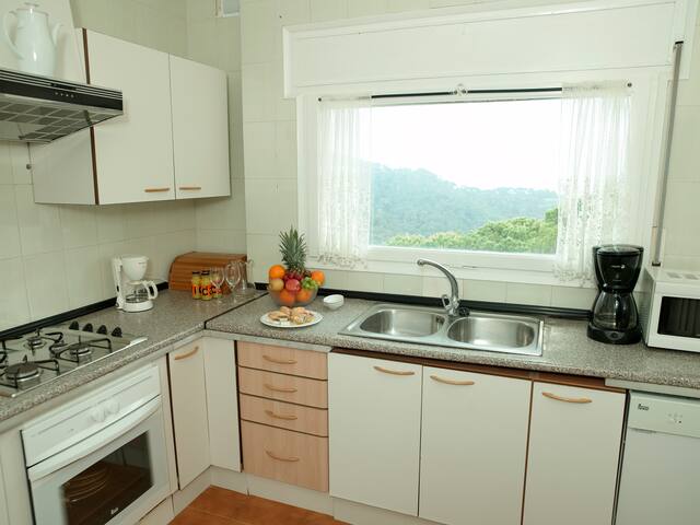 Villa Montfort – Cala Canyelles gallery image 3