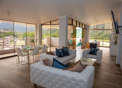 Selva Staycation in La Merced