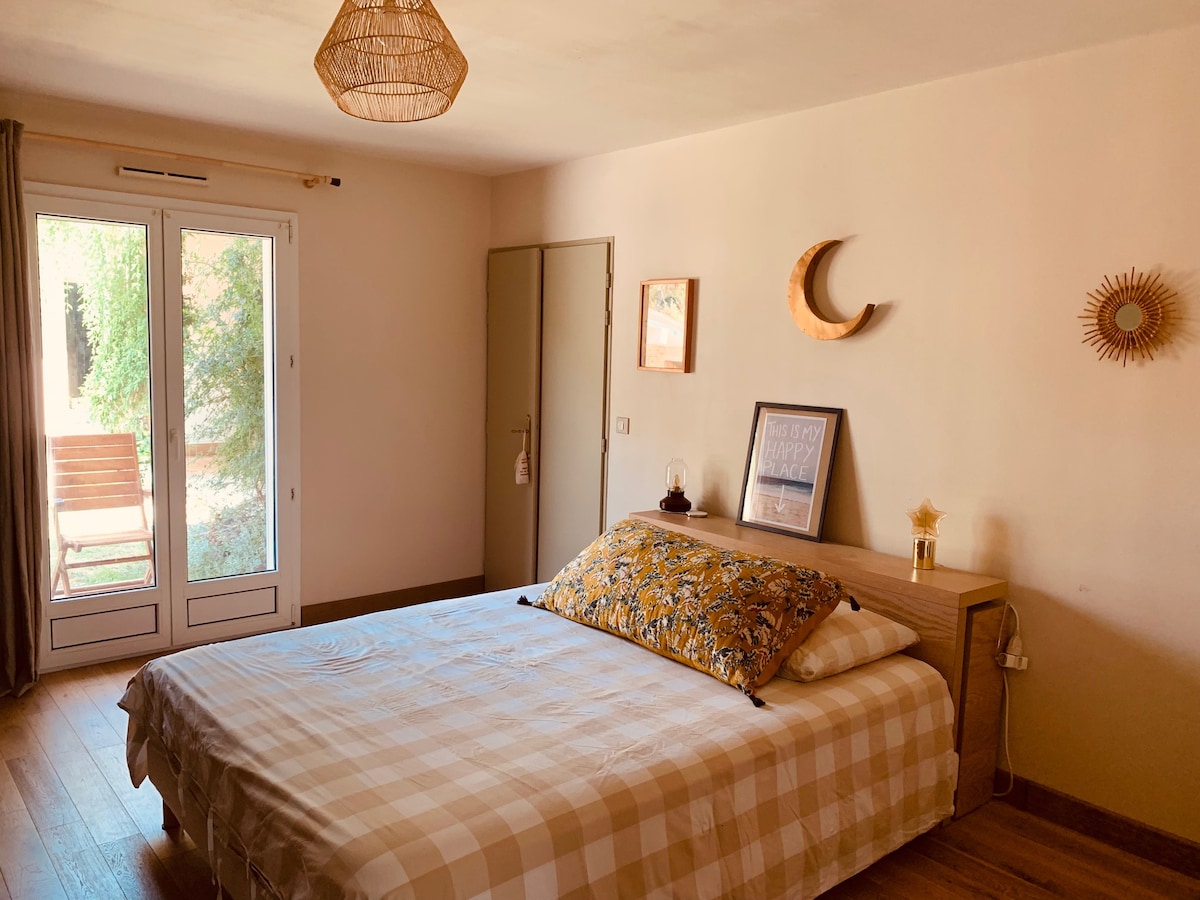 חדר שינה 1 סוויטת הורים