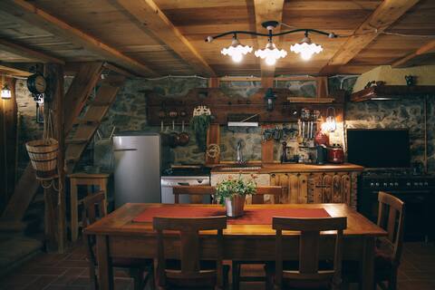 Renovated chalet with mountain views