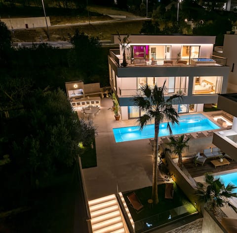 Top Airbnb: Villas & SPA Dubrovnik - Villa W in Mokošica