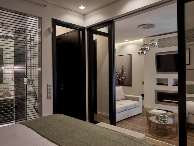 Stylish Elite 2bd apt in Kolonaki