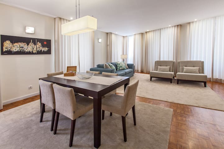 CASAS DO PORTO – Deluxe Apartment in Downtown