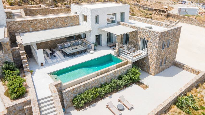 Villa Poeme |7Bed| 550m to Beach gallery image 2