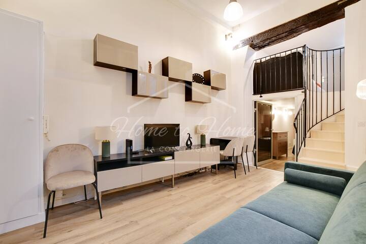 Home To Home La Conciergerie managed Airbnb listing 3
