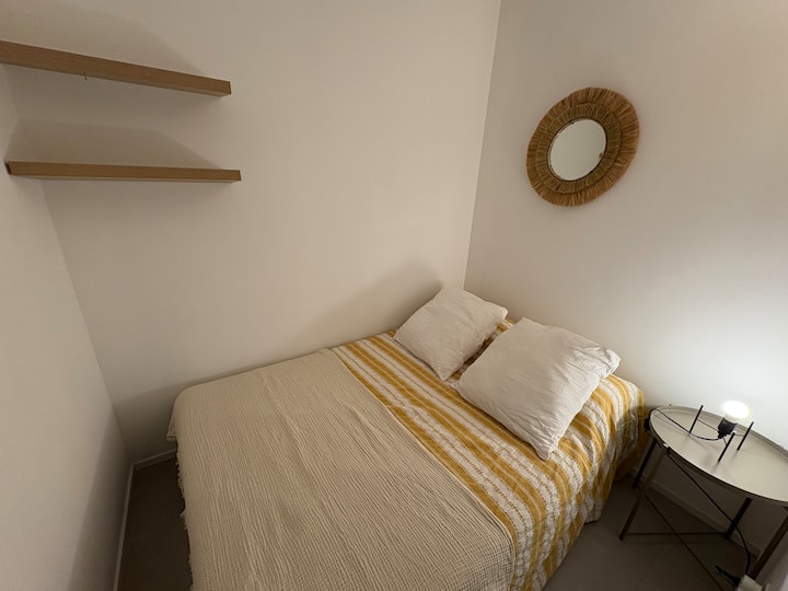 卧室小木屋双人床