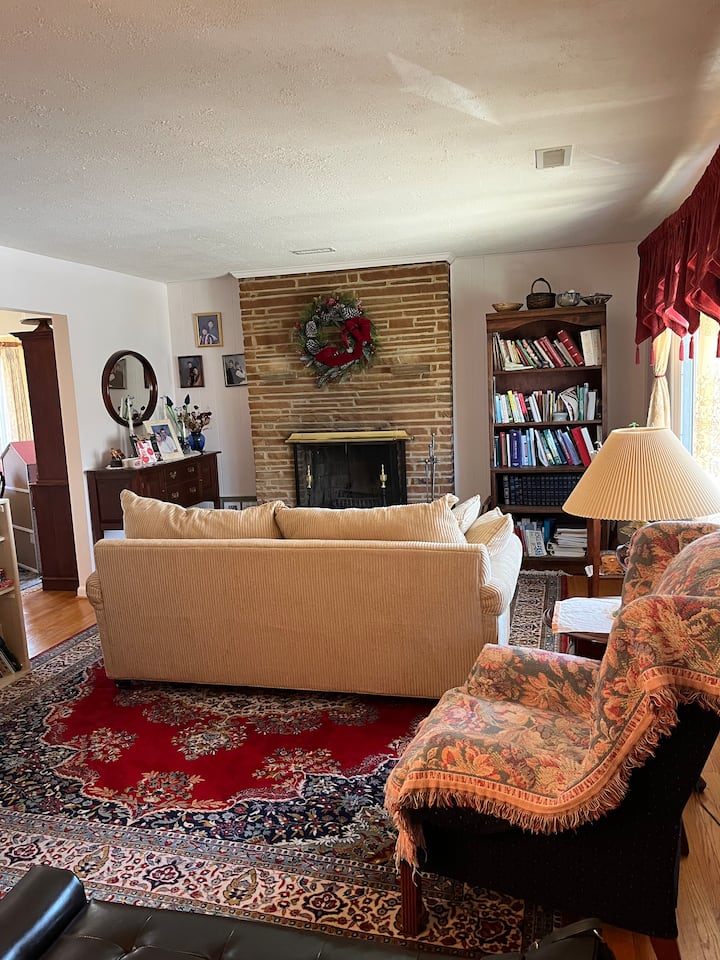 Master Bedroom W/private Bath. - Columbia, MD