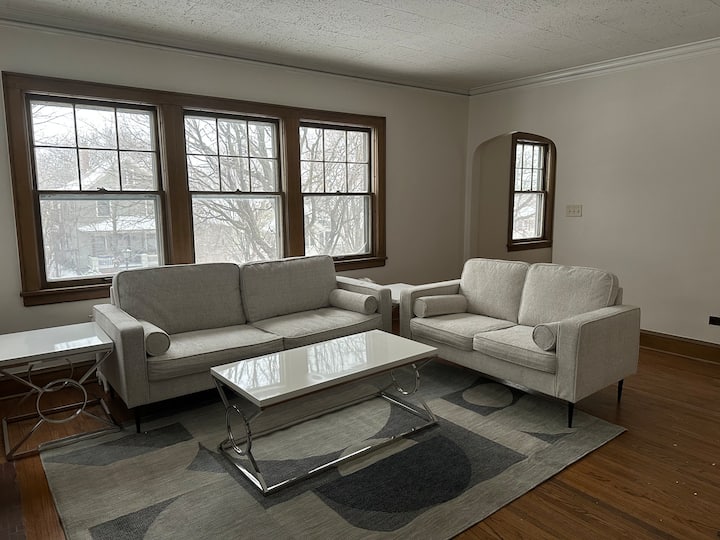 Close To St. Thomas, Macalester, St. Kate, & More! - Saint Paul, MN