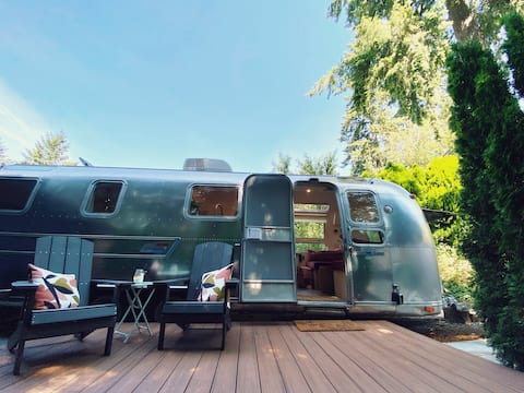 Top performing Airbnb: Vintage Airstream in Historic Fort Langley in Langley Township